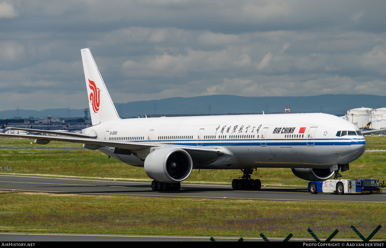Aircraft Photo of B-2085 | Boeing 777-39L/ER | Air China | AirHistory.net #157788