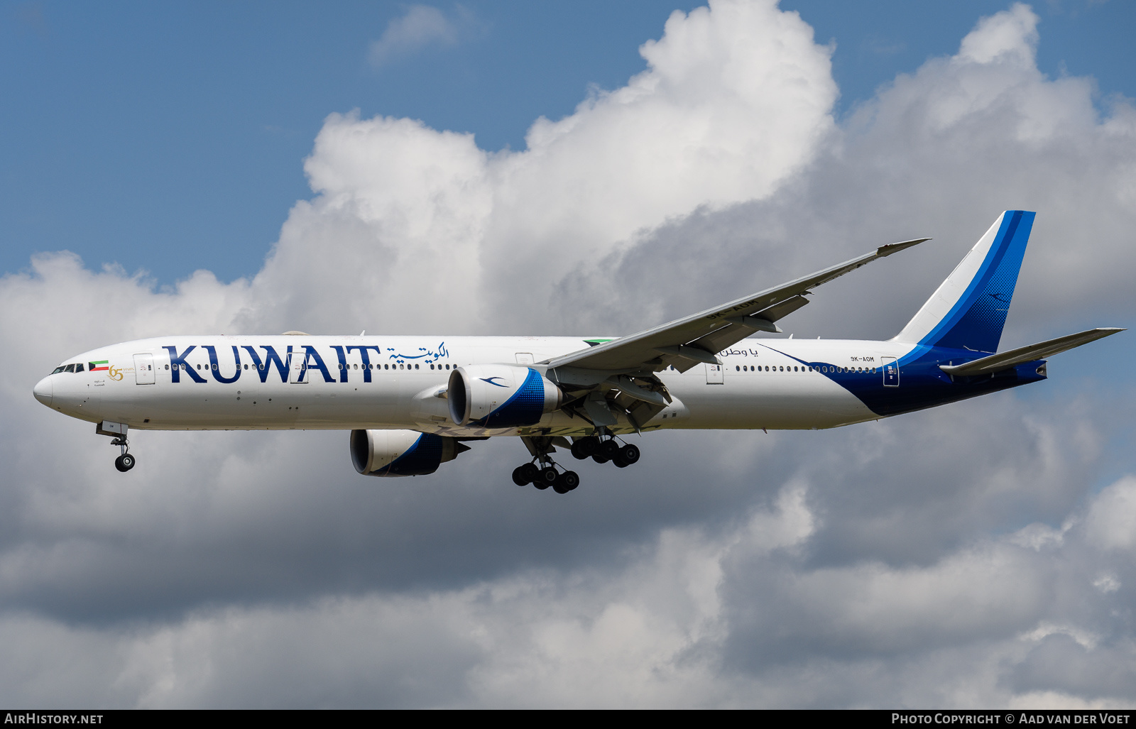 Aircraft Photo of 9K-AOM | Boeing 777-300/ER | Kuwait Airways | AirHistory.net #157795