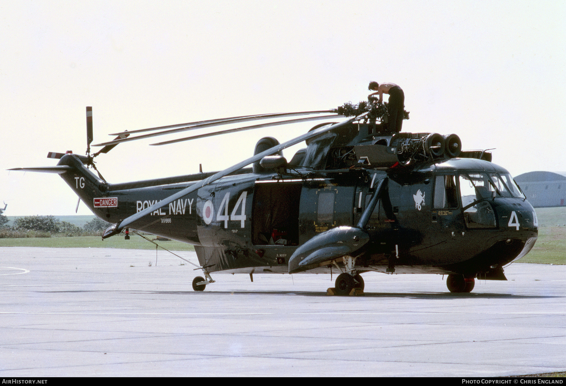 Aircraft Photo of XV666 | Westland WS-61 Sea King HAS1 | UK - Navy | AirHistory.net #157836