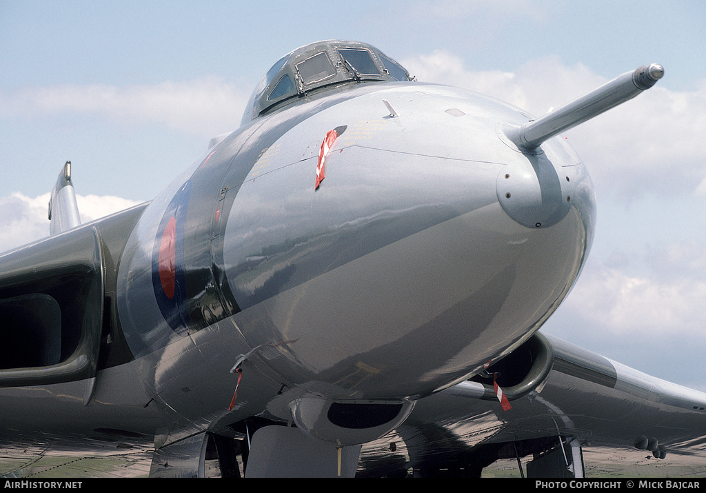 Aircraft Photo of XH560 | Avro 698 Vulcan SR.2 | UK - Air Force | AirHistory.net #157854