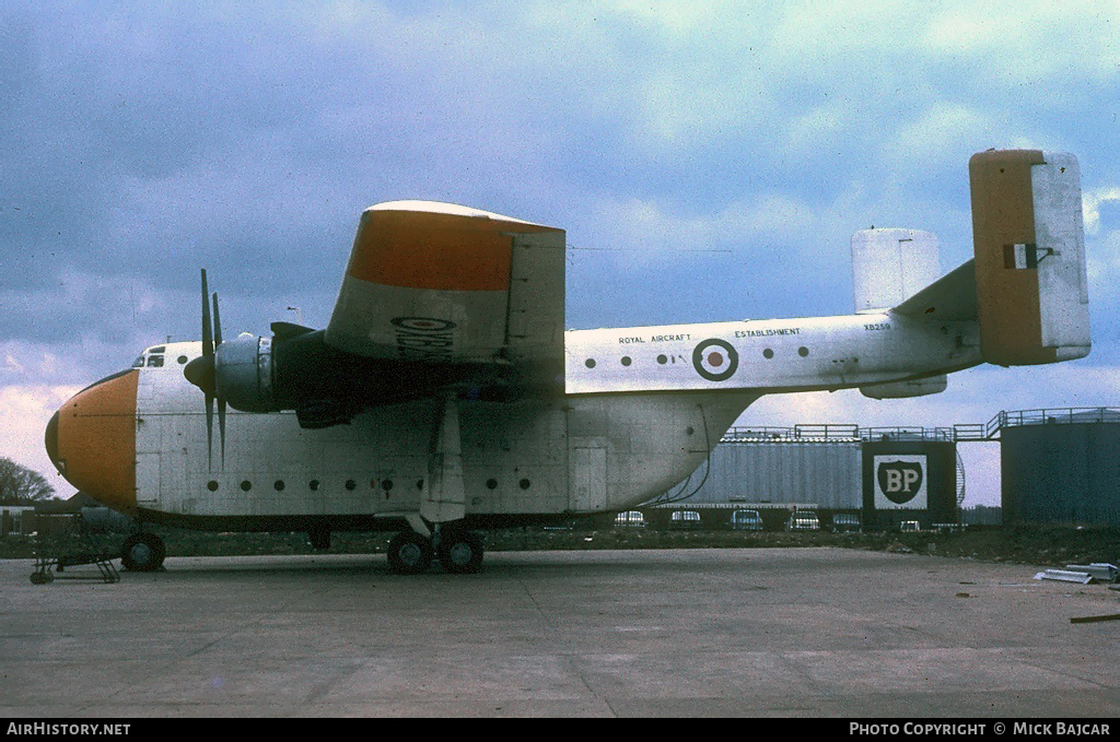 Aircraft Photo of XB259 | Blackburn B-101 Beverley C1 | UK - Air Force | AirHistory.net #157855