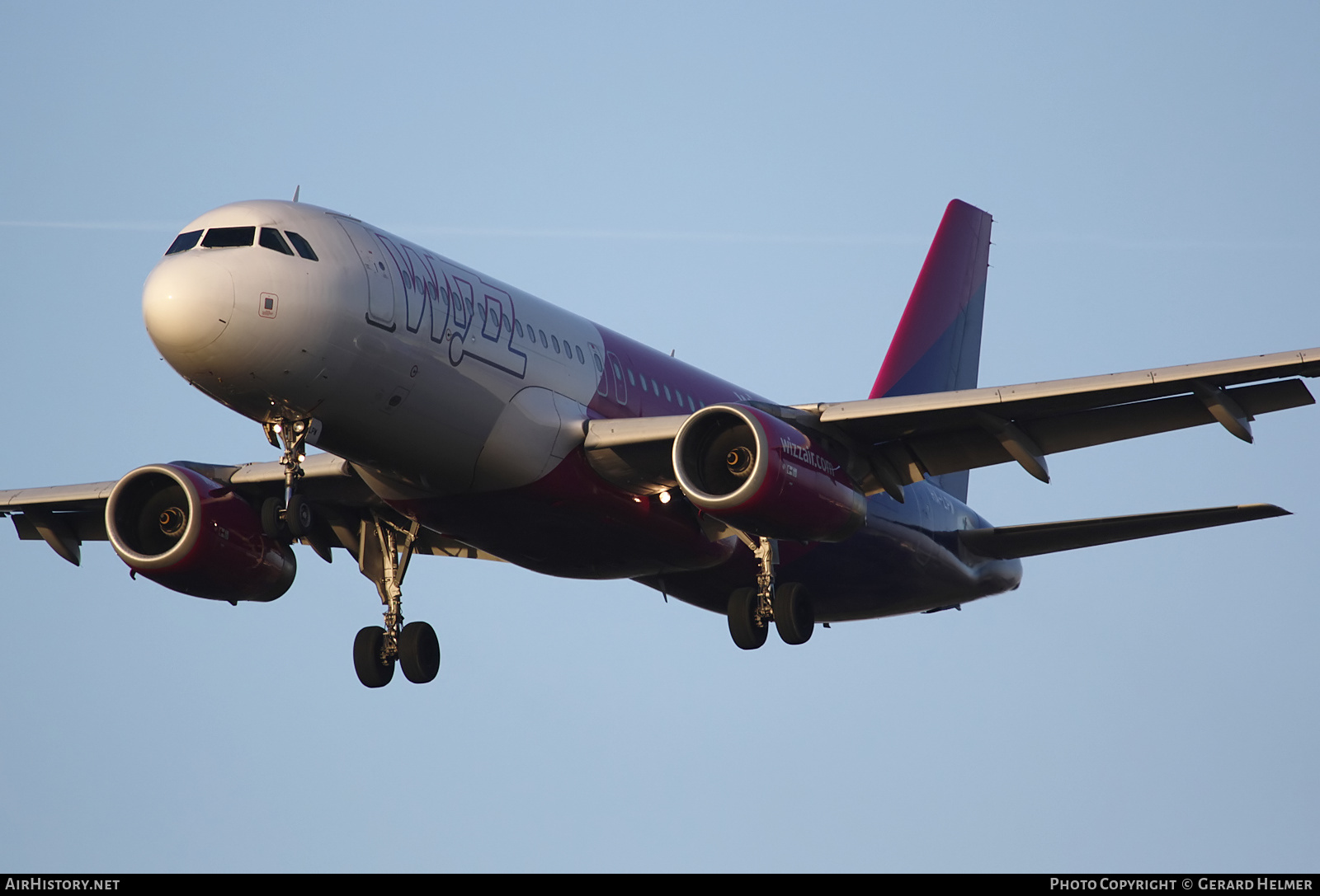 Aircraft Photo of HA-LPW | Airbus A320-232 | Wizz Air | AirHistory.net #157914