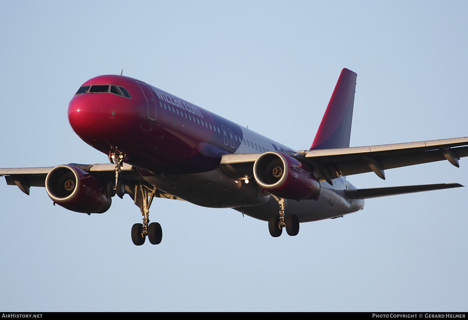 Aircraft Photo of HA-LWU | Airbus A320-232 | Wizz Air | AirHistory.net #157925