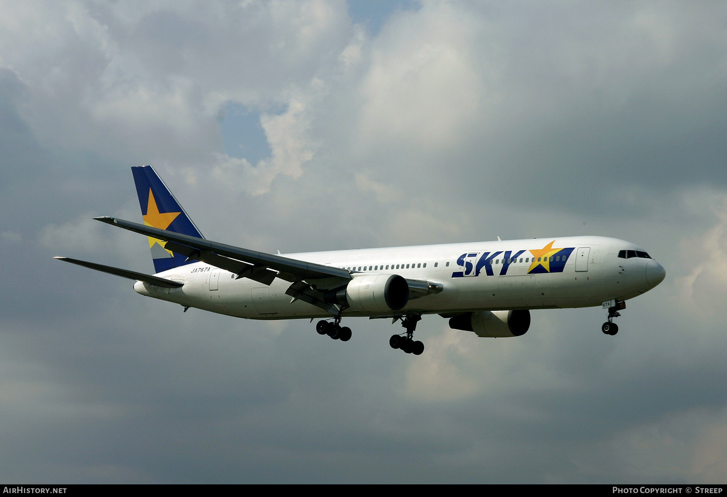 Aircraft Photo of JA767A | Boeing 767-3Q8/ER | Skymark Airlines | AirHistory.net #157937