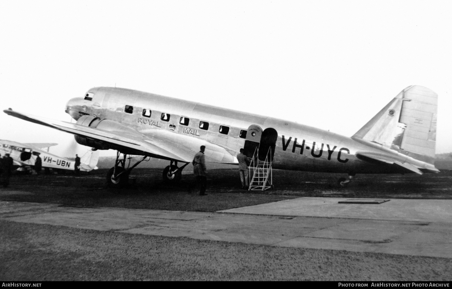 Aircraft Photo of VH-UYC | Douglas DC-2-210 | Airlines of Australia | AirHistory.net #158003