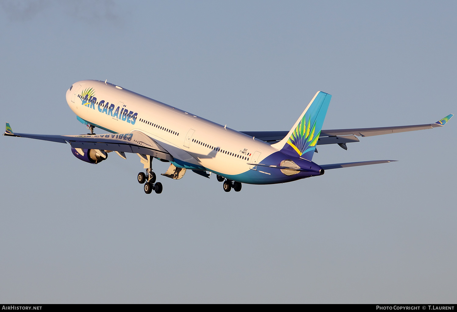 Aircraft Photo of F-WWYL | Airbus A330-323 | Air Caraïbes | AirHistory.net #158019