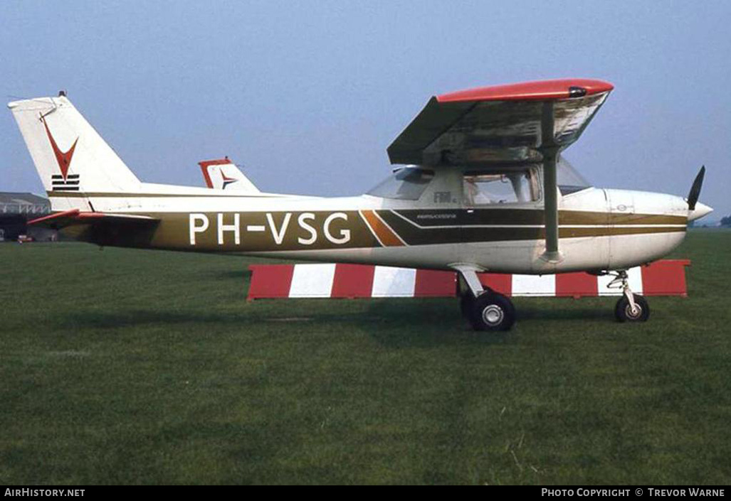 Aircraft Photo of PH-VSG | Reims F150L | Vergunst Aviation | AirHistory.net #158185