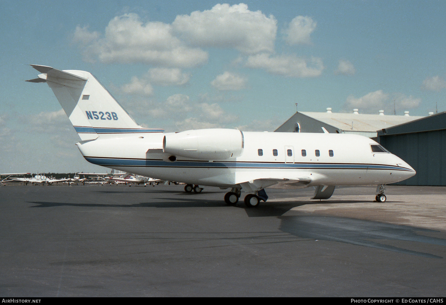 Aircraft Photo of N523B | Canadair Challenger 600S (CL-600-1A11) | AirHistory.net #158429
