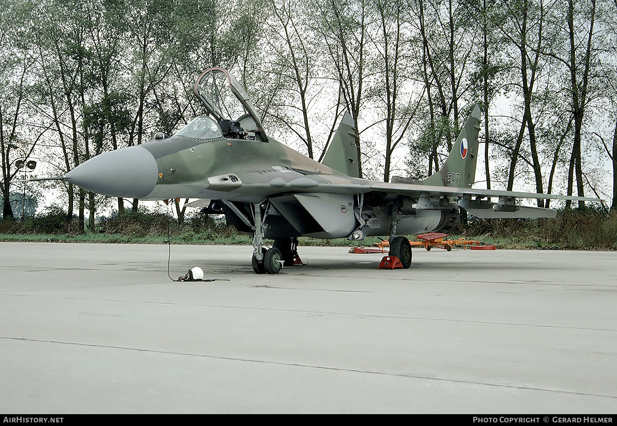 Aircraft Photo of 5817 | Mikoyan-Gurevich MiG-29A (9-12A) | Czechoslovakia - Air Force | AirHistory.net #158437
