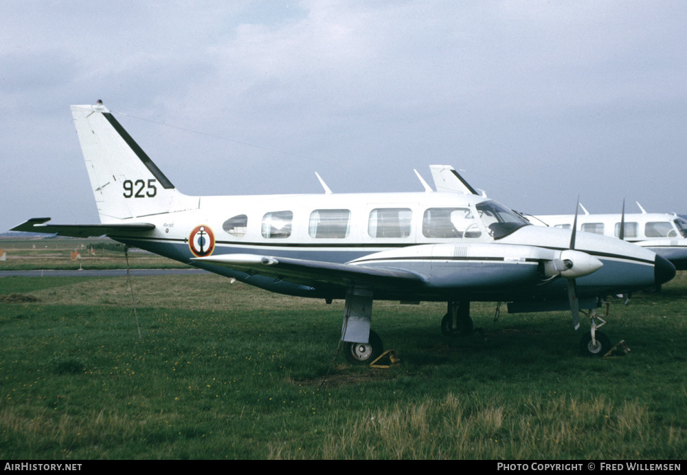 Aircraft Photo of 925 | Piper PA-31-310 Navajo B | France - Navy | AirHistory.net #158587