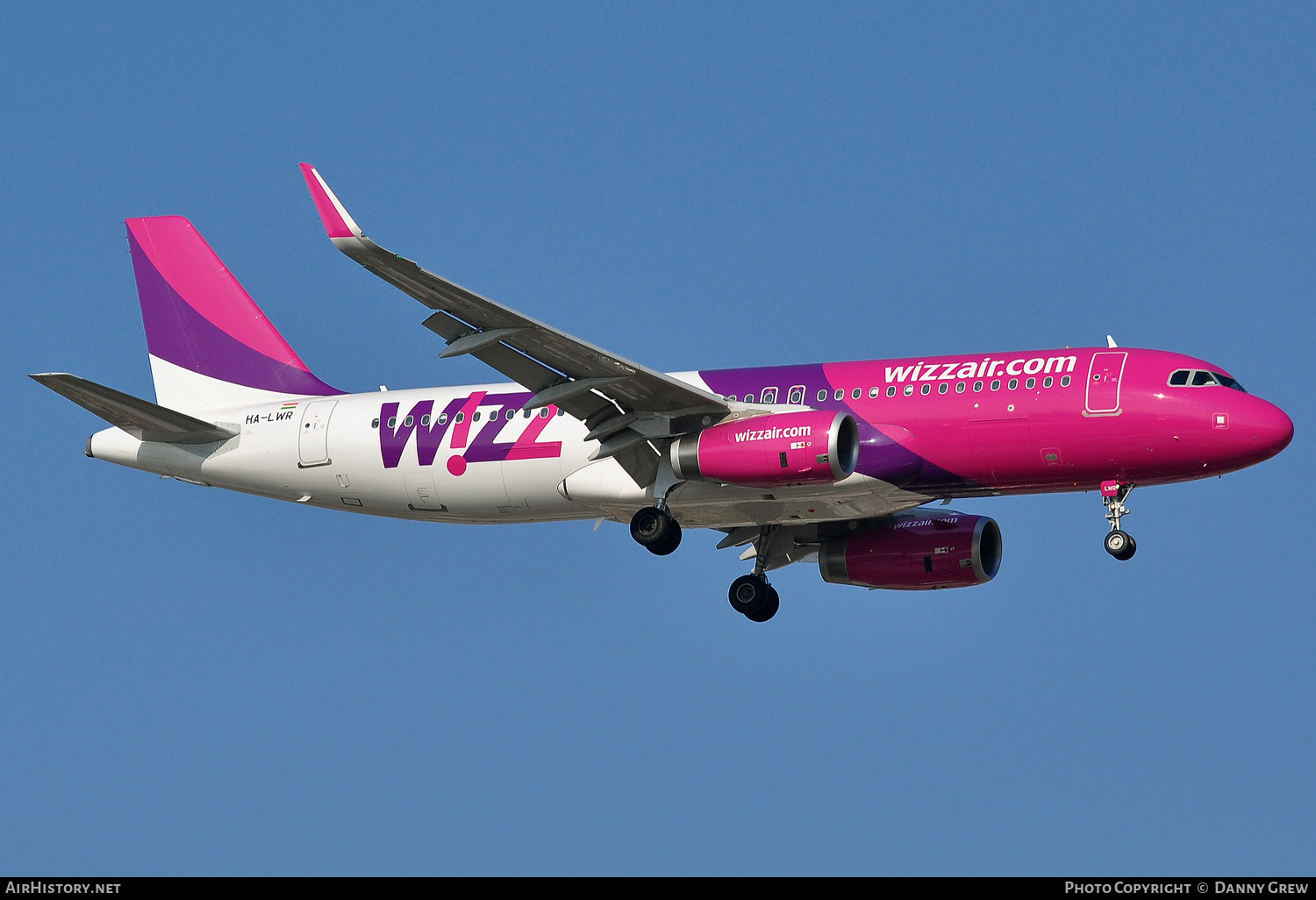 Aircraft Photo of HA-LWR | Airbus A320-232 | Wizz Air | AirHistory.net #158749