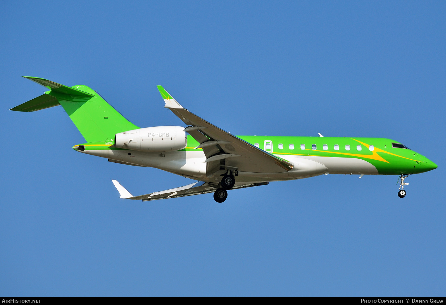 Aircraft Photo of P4-GMS | Bombardier Global Express XRS (BD-700-1A10) | AirHistory.net #158797