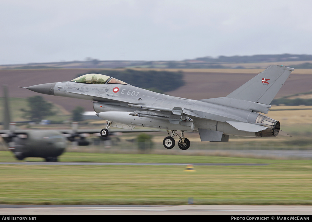 Aircraft Photo of E-607 | General Dynamics F-16A Fighting Falcon | Denmark - Air Force | AirHistory.net #158811