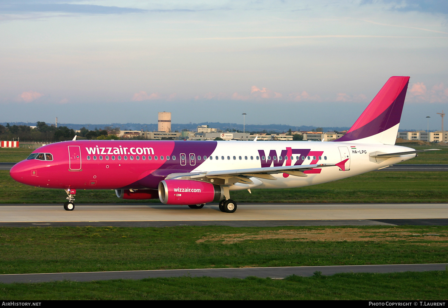 Aircraft Photo of HA-LPG | Airbus A320-232 | Wizz Air | AirHistory.net #158872