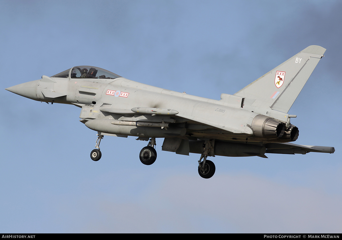 Aircraft Photo of ZJ915 | Eurofighter EF-2000 Typhoon FGR4 | UK - Air Force | AirHistory.net #158997