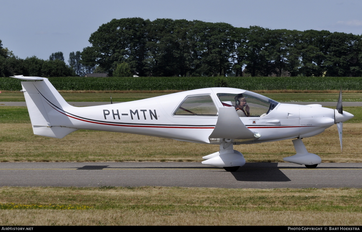 Aircraft Photo of PH-MTN | DynAero MCR-4S 2002 | AirHistory.net #159120