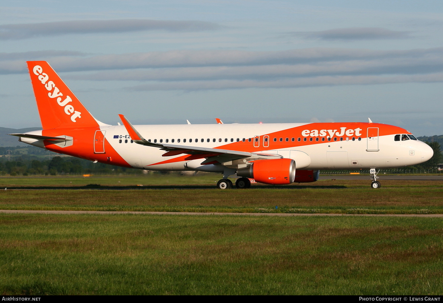 Aircraft Photo of G-EZOO | Airbus A320-214 | EasyJet | AirHistory.net #159181