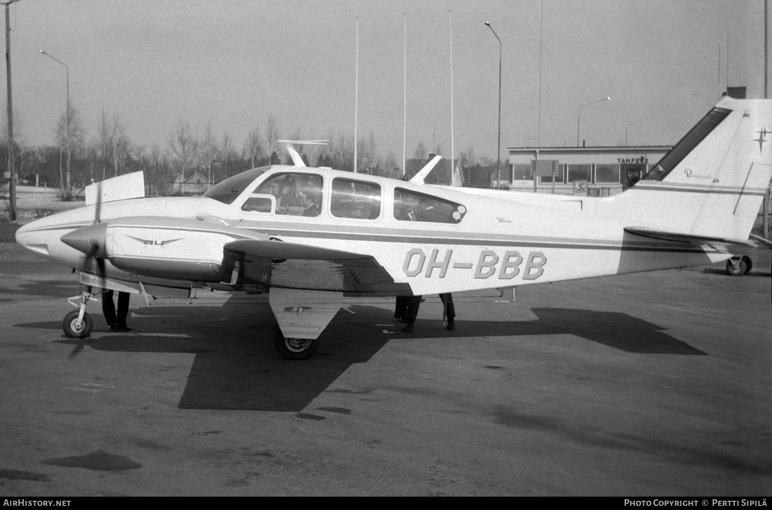 Aircraft Photo of OH-BBB | Beech D55 Baron | AirHistory.net #159287