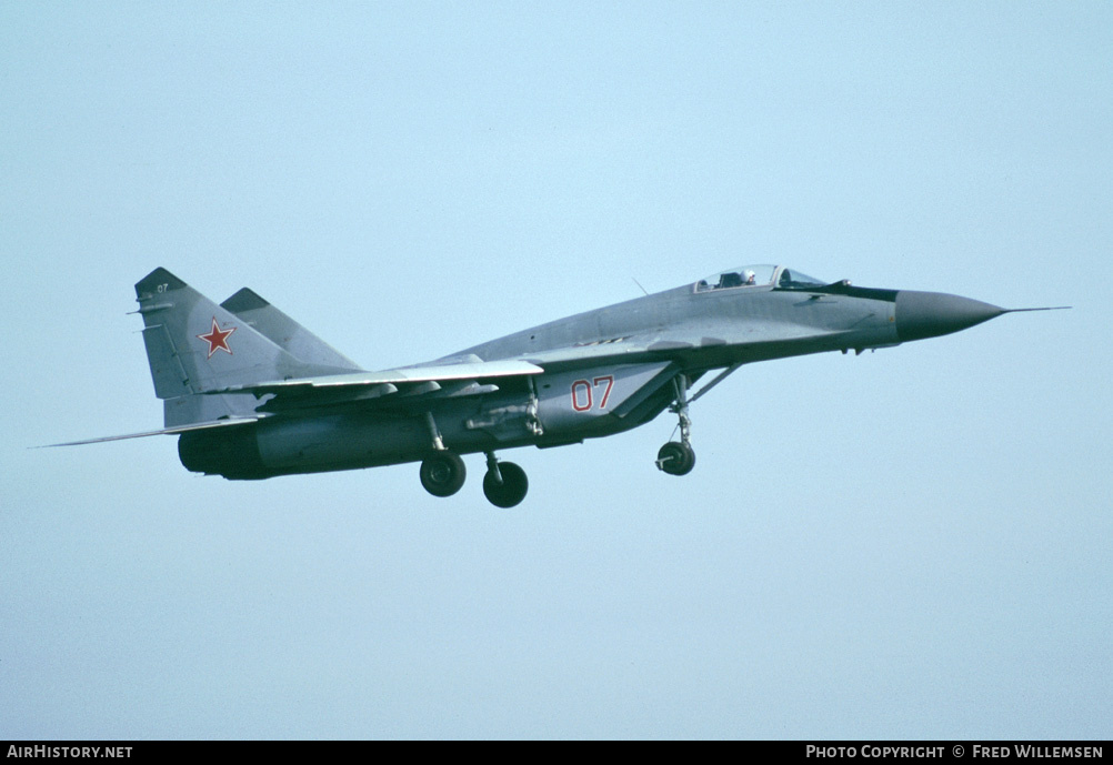 Aircraft Photo of 07 red | Mikoyan-Gurevich MiG-29 (9-13) | Russia - Air Force | AirHistory.net #159324