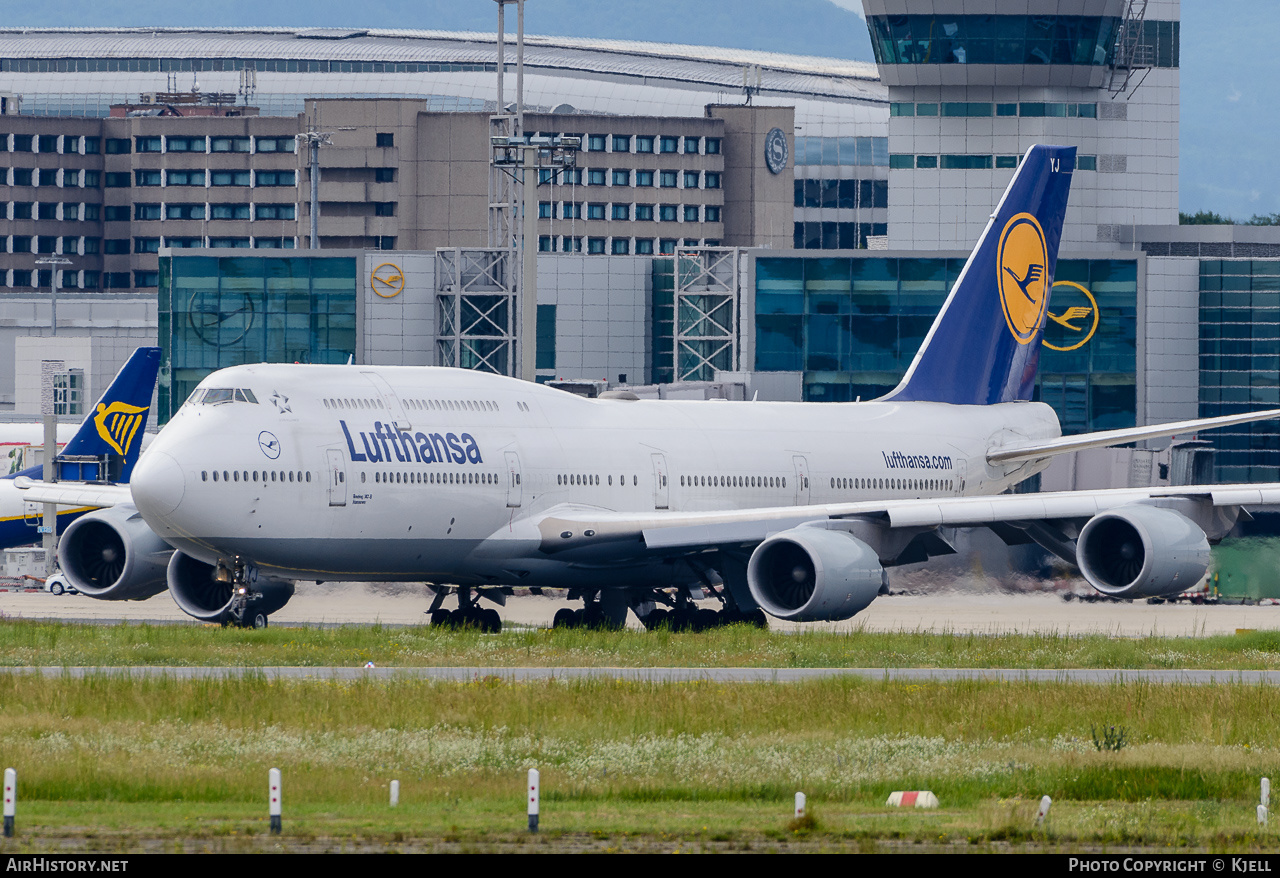 Aircraft Photo of D-ABYJ | Boeing 747-830 | Lufthansa | AirHistory.net #159602