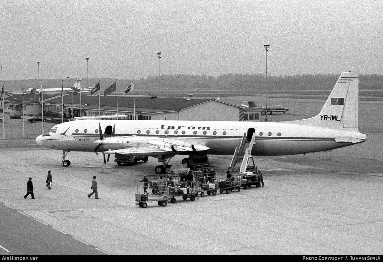 Aircraft Photo of YR-IML | Ilyushin Il-18D | TAROM - Transporturile Aeriene Române | AirHistory.net #159620