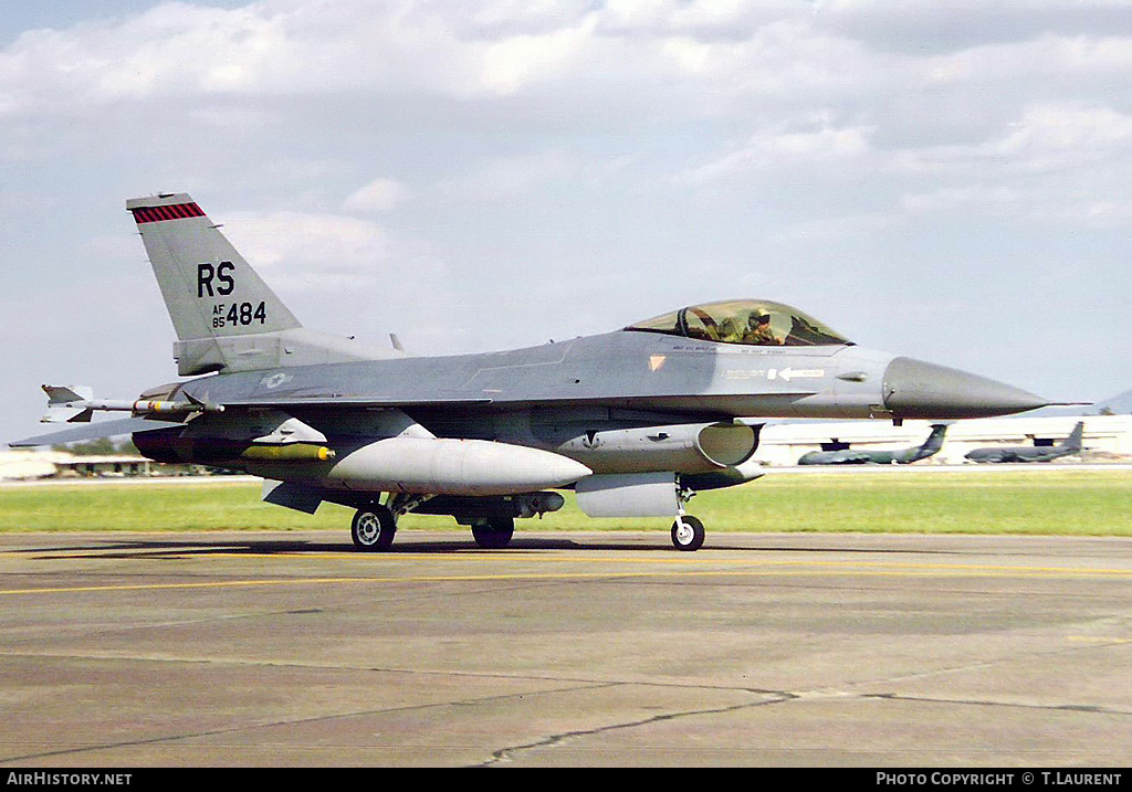 Aircraft Photo of 85-1484 / AF85-484 | General Dynamics F-16C Fighting Falcon | USA - Air Force | AirHistory.net #159658