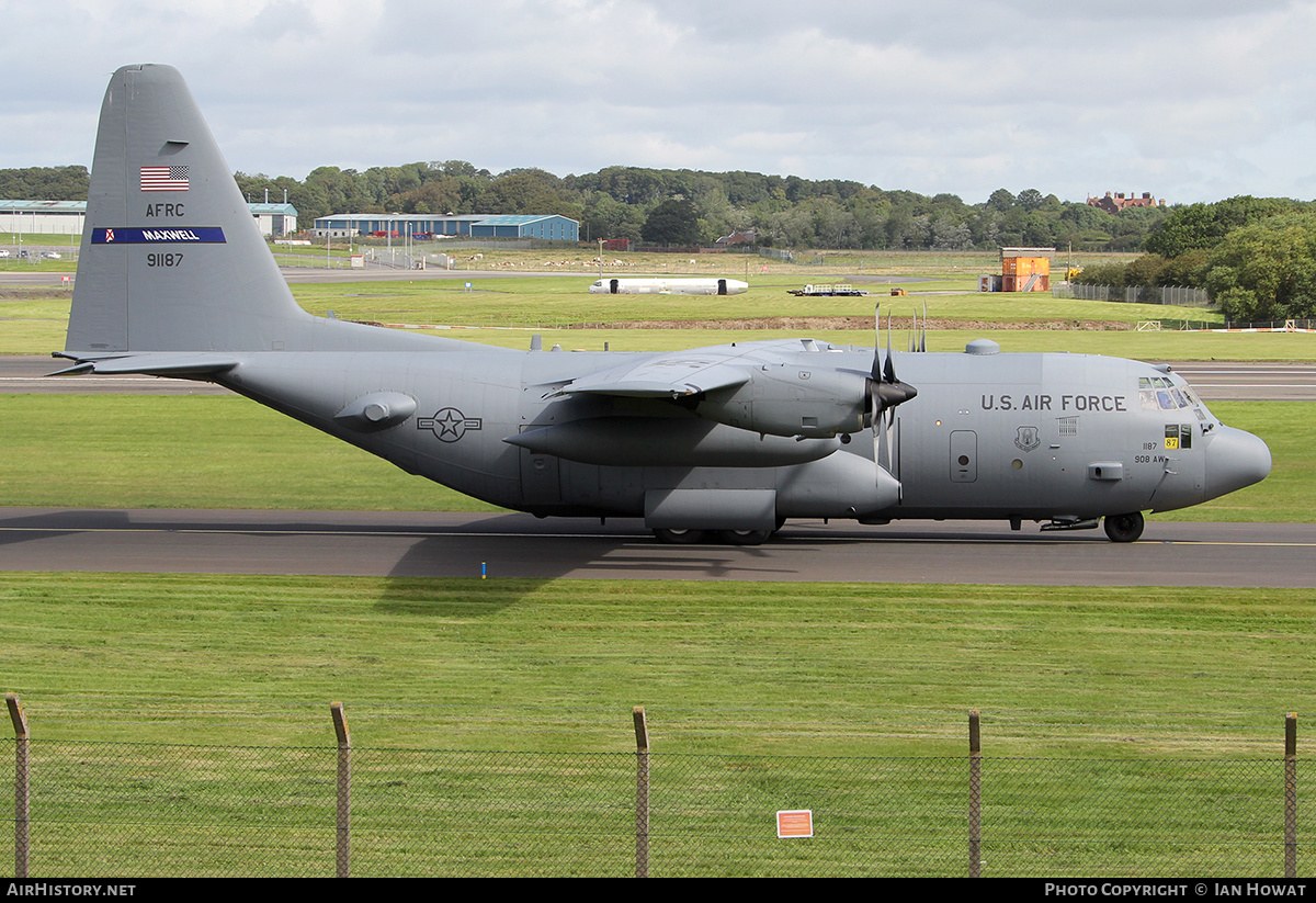 Aircraft Photo of 89-1187 / 91187 | Lockheed C-130H Hercules | USA - Air Force | AirHistory.net #159667