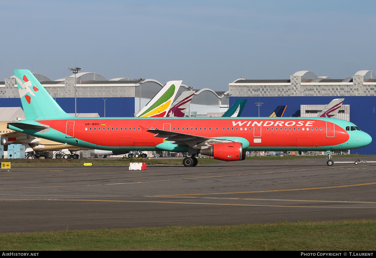 Aircraft Photo of UR-WRO | Airbus A321-211 | Windrose | AirHistory.net #159696