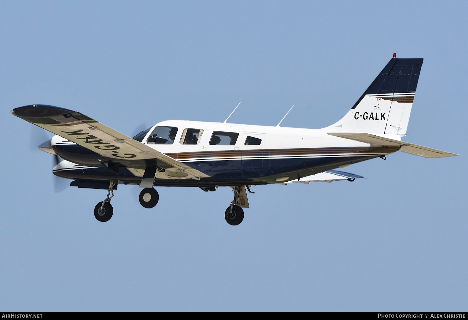 Aircraft Photo of C-GALK | Piper PA-34-220T Seneca III | AirHistory.net #159712