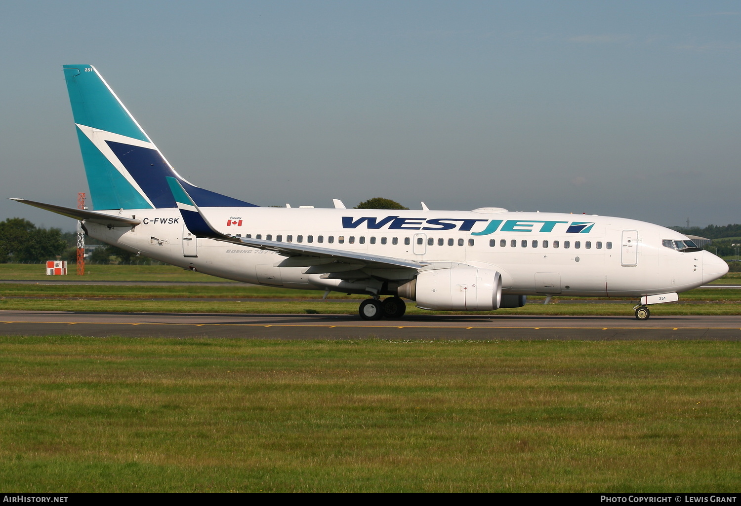 Aircraft Photo of C-FWSK | Boeing 737-7CT | WestJet | AirHistory.net #159751