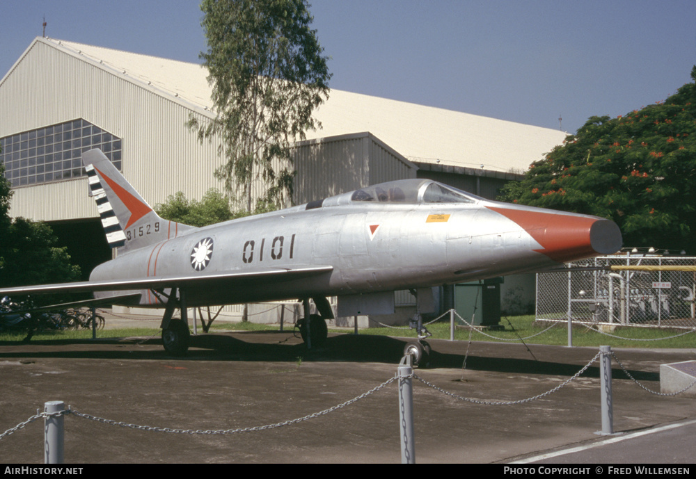 Aircraft Photo of 0101 | North American F-100A Super Sabre | Taiwan - Air Force | AirHistory.net #159827
