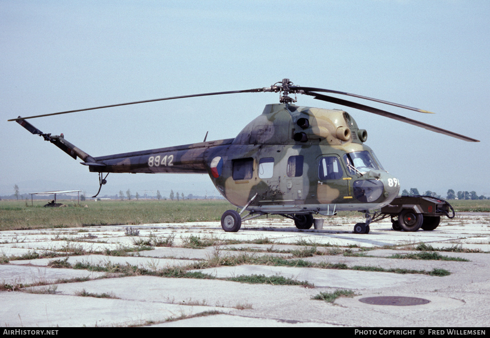 Aircraft Photo of 8942 | Mil Mi-2 | Czechoslovakia - Air Force | AirHistory.net #159858