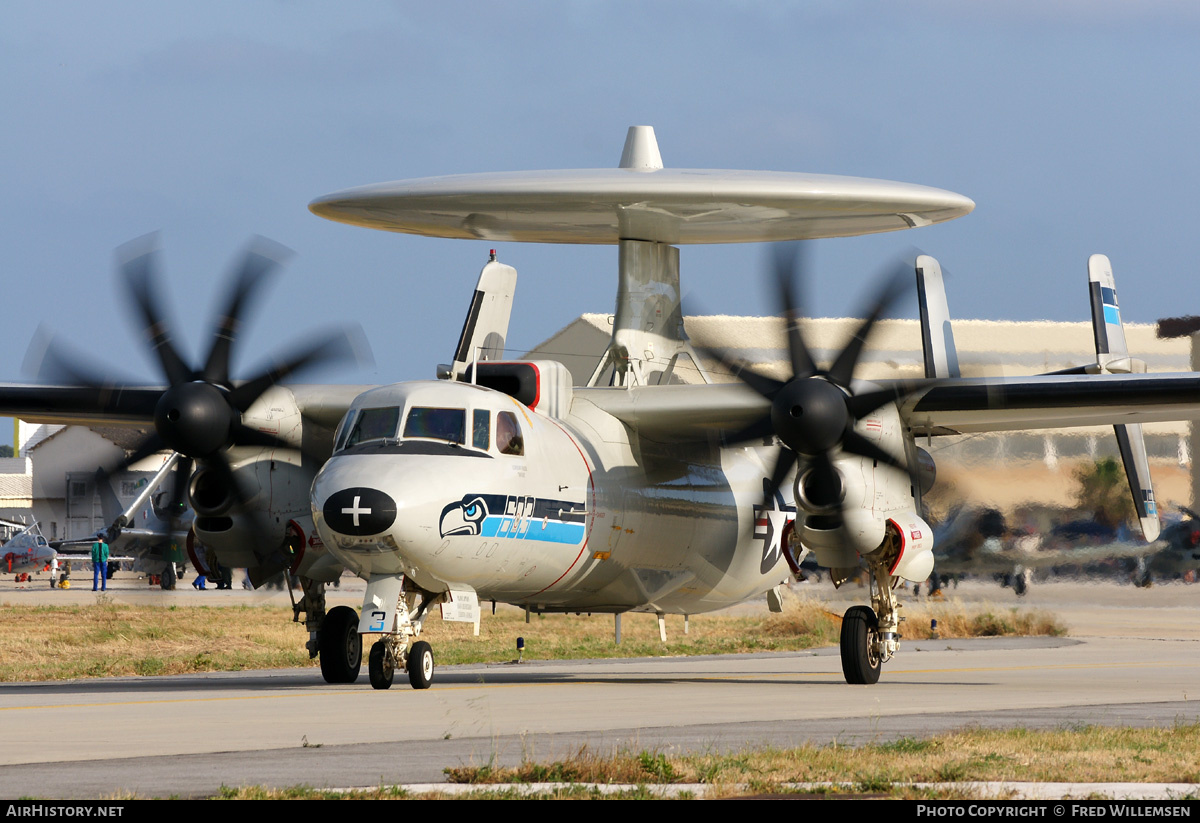 Aircraft Photo of 165648 | Grumman E-2C Hawkeye 2000 | USA - Navy | AirHistory.net #159880