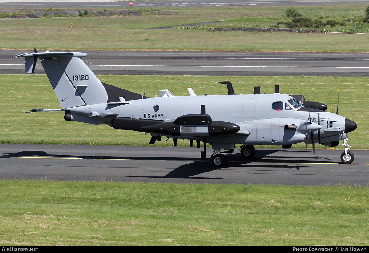 Aircraft Photo of 92-13120 / 13120 | Beech RC-12X Huron (A200CT) | USA - Army | AirHistory.net #159924