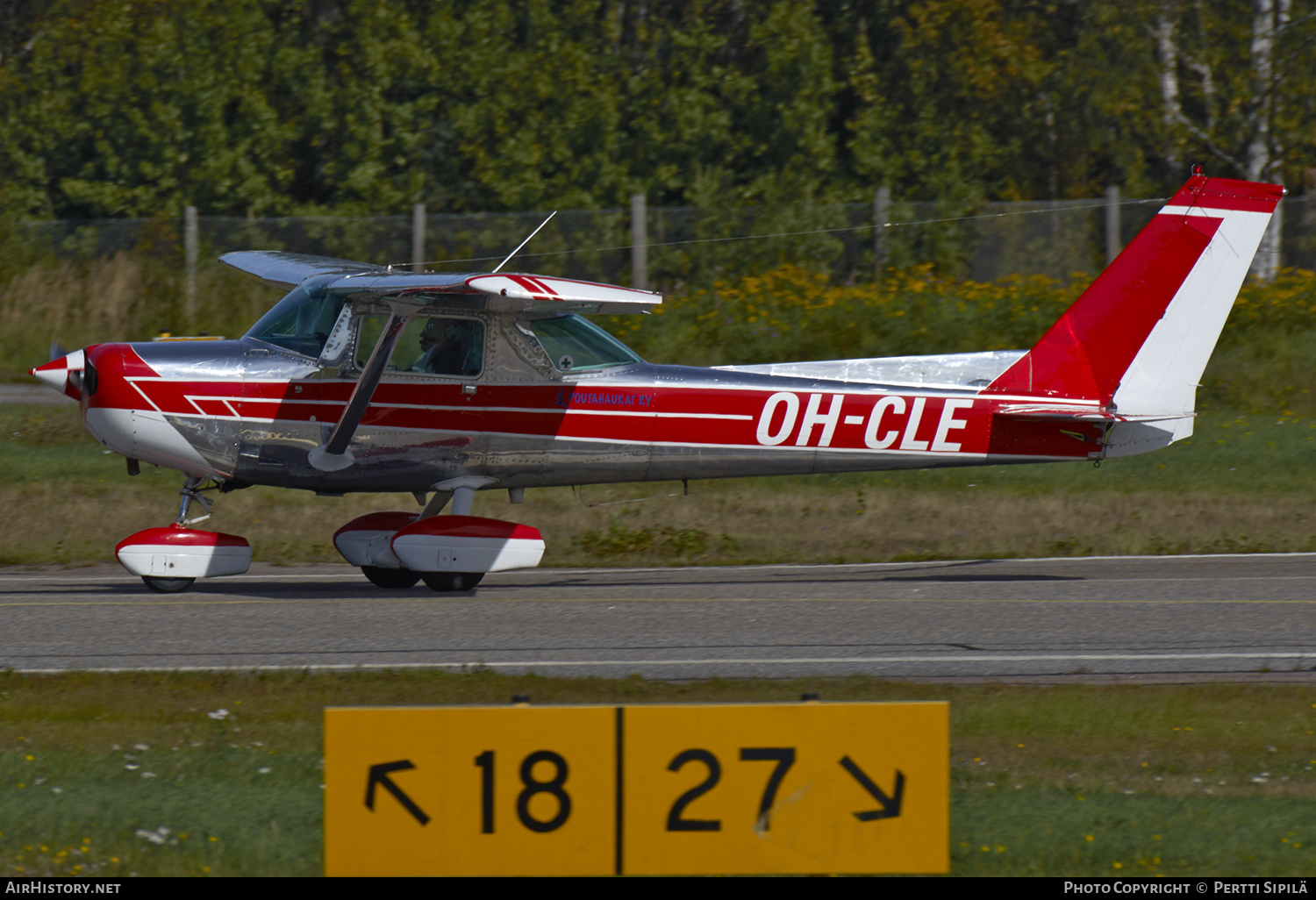 Aircraft Photo of OH-CLE | Cessna 152 | Poutahaukat | AirHistory.net #160033
