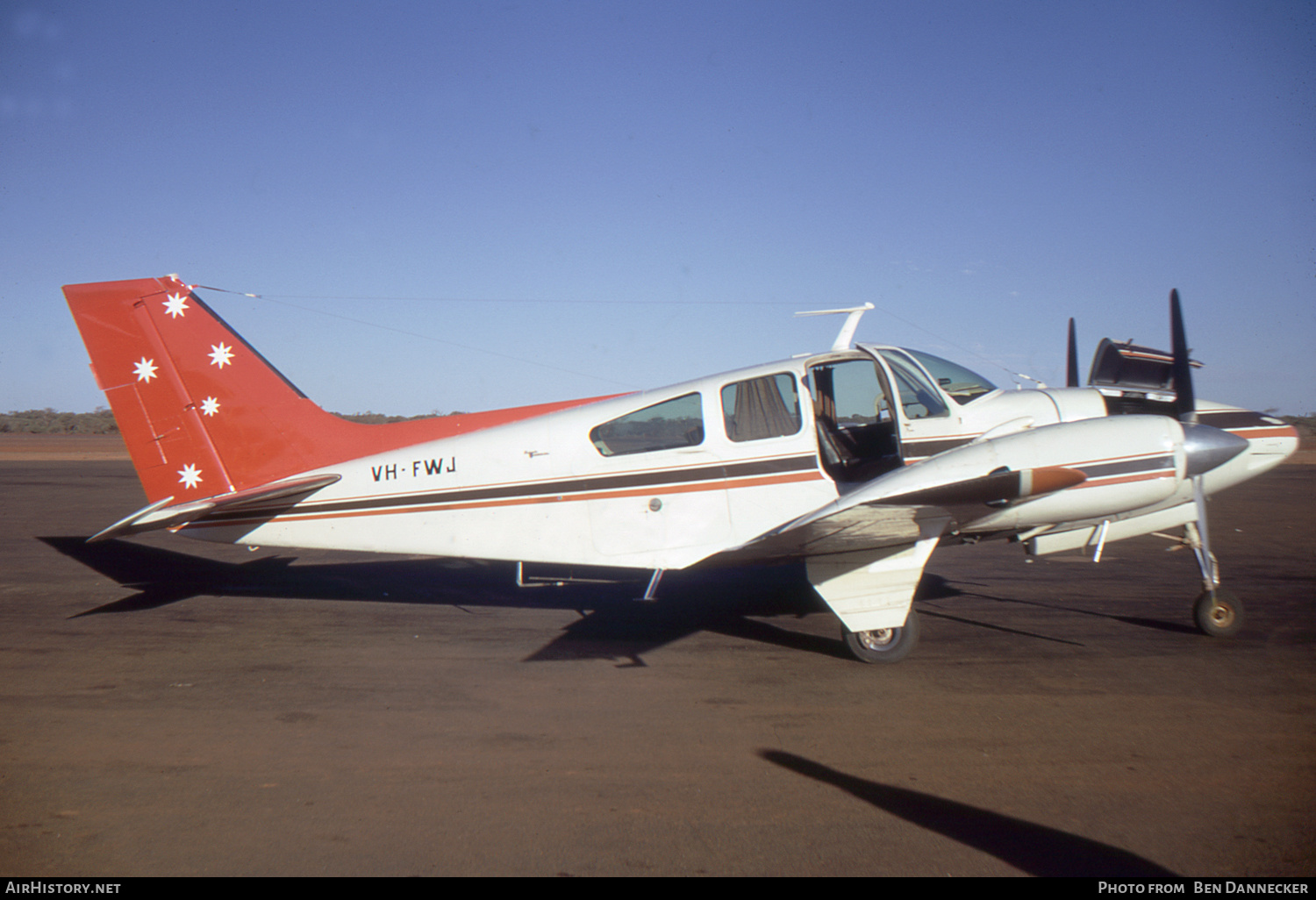 Aircraft Photo of VH-FWJ | Beech D55 Baron | AirHistory.net #160125