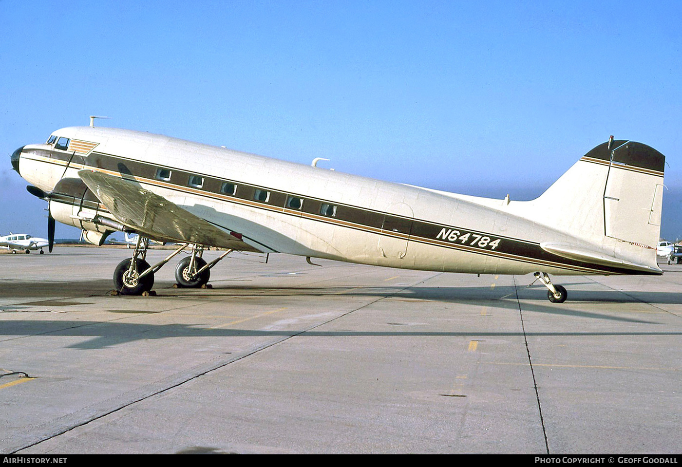 Aircraft Photo of N64784 | Douglas DC-3(C) | AirHistory.net #160152