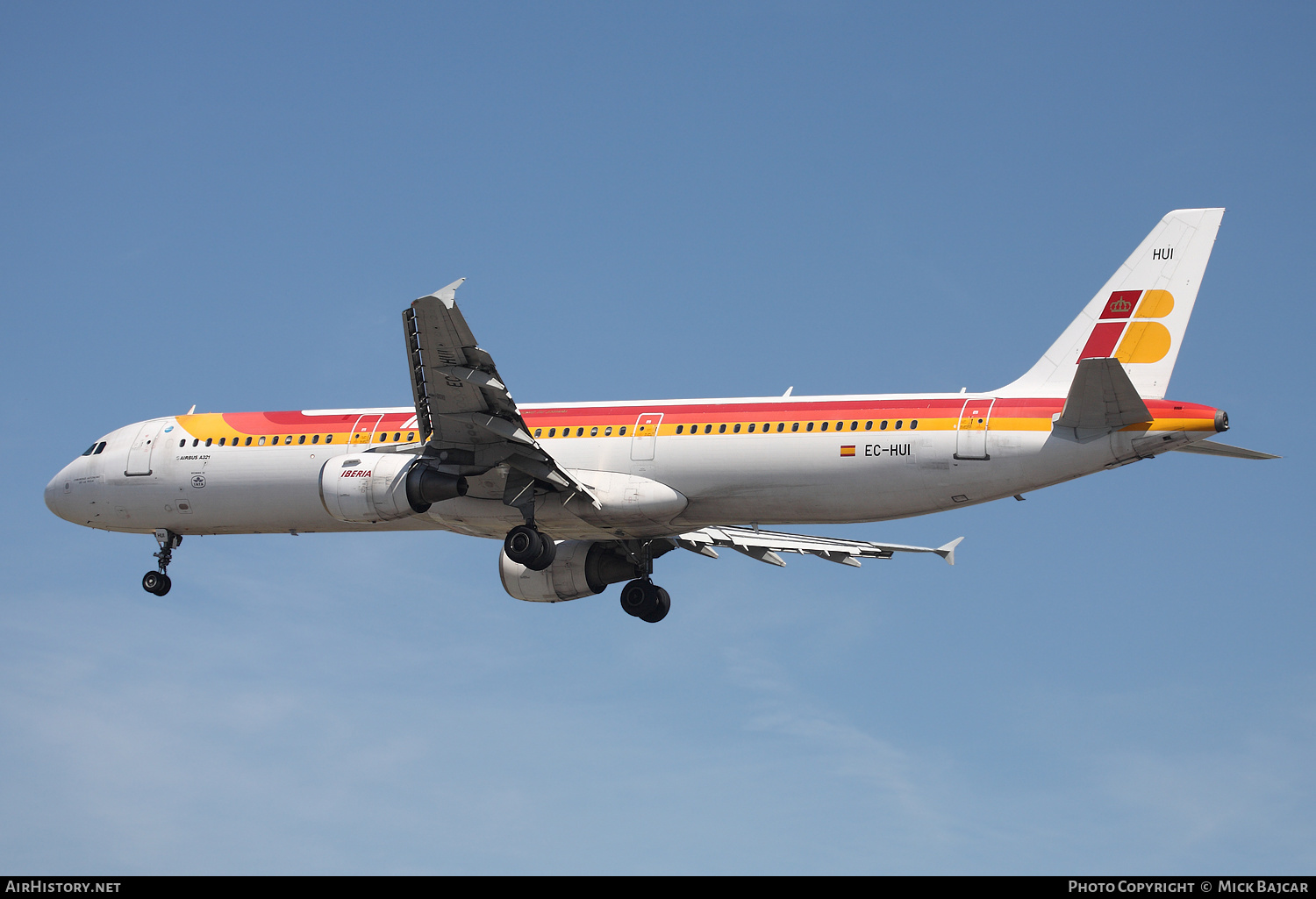 Aircraft Photo of EC-HUI | Airbus A321-212 | Iberia | AirHistory.net #160157