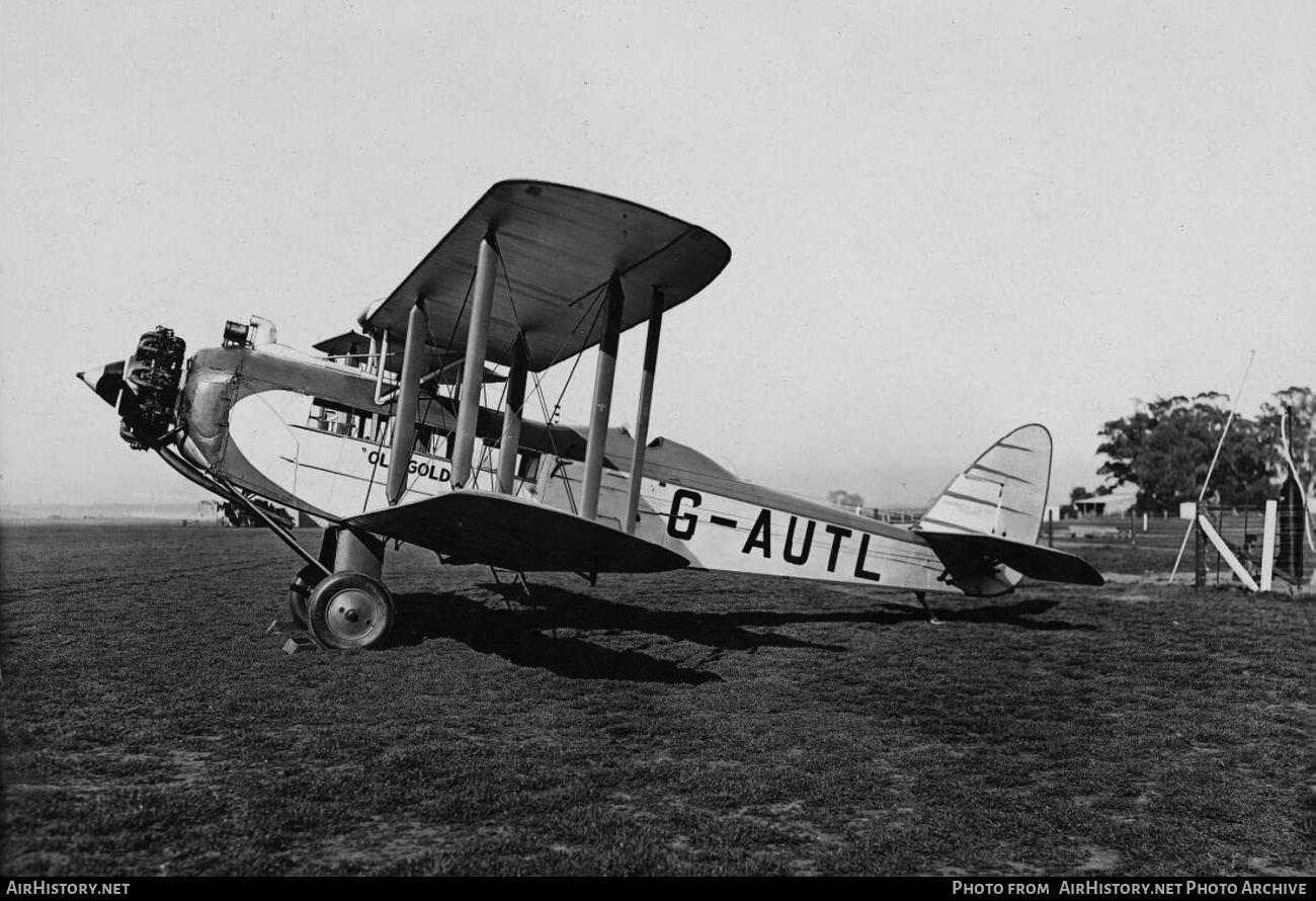 Aircraft Photo of G-AUTL | De Havilland D.H. 61 Giant Moth | MacRobertson Miller Airlines - MMA | AirHistory.net #160160
