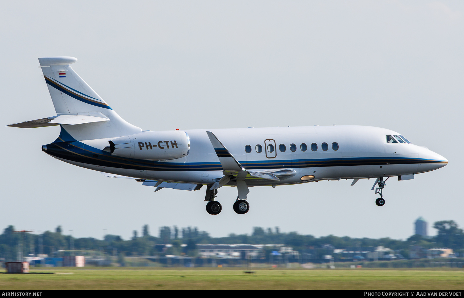 Aircraft Photo of PH-CTH | Dassault Falcon 2000LX | AirHistory.net #160257