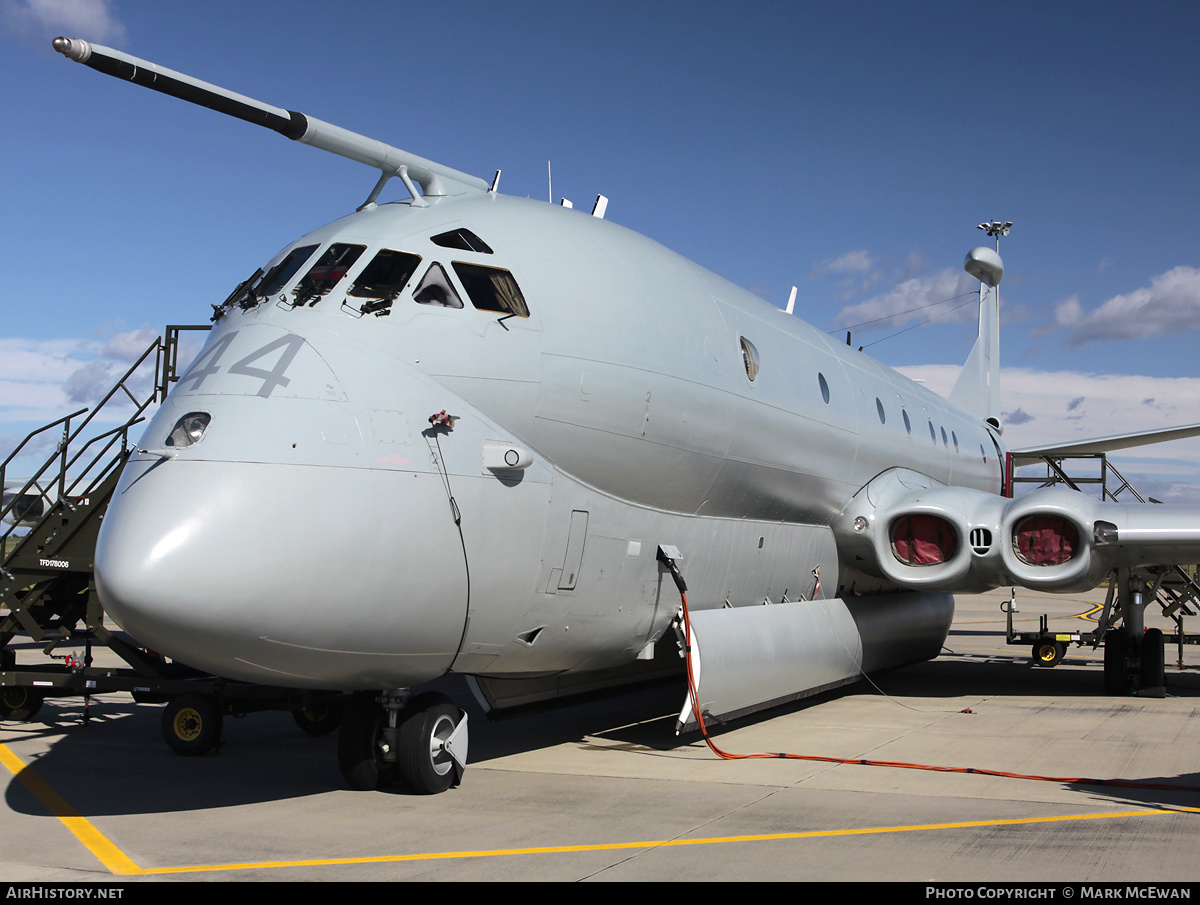 Aircraft Photo of XV244 | Hawker Siddeley HS-801 Nimrod MR.2P | UK - Air Force | AirHistory.net #160301