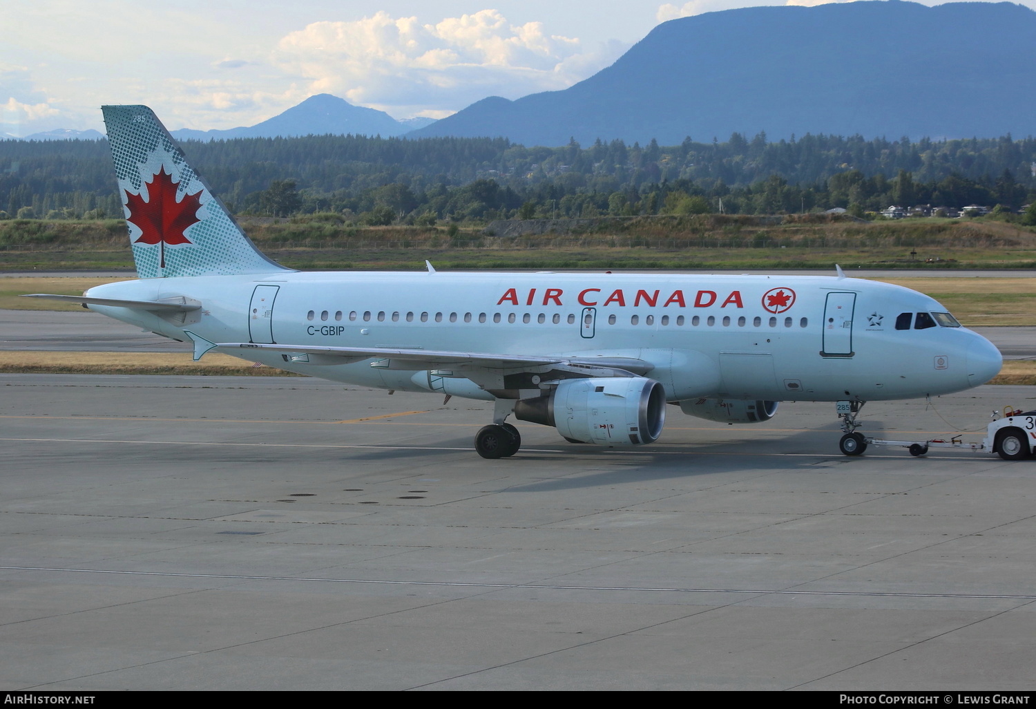 Aircraft Photo of C-GBIP | Airbus A319-114 | Air Canada | AirHistory.net #160360