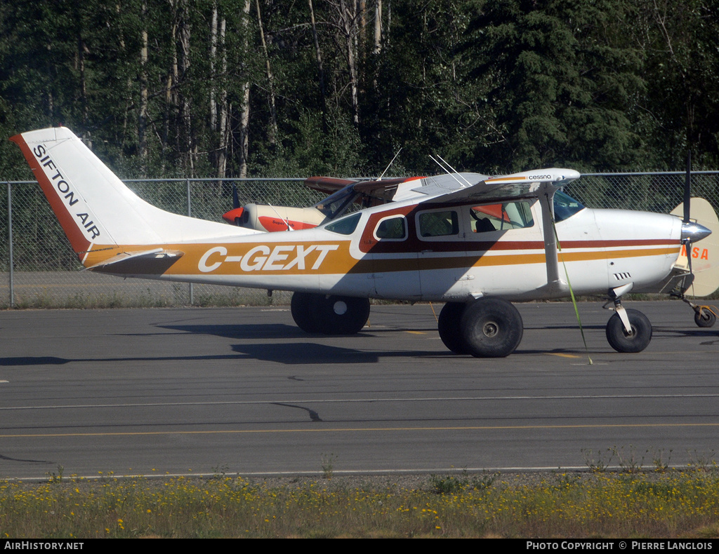 Aircraft Photo of C-GEXT | Cessna U206F Stationair | Sifton Air | AirHistory.net #160429