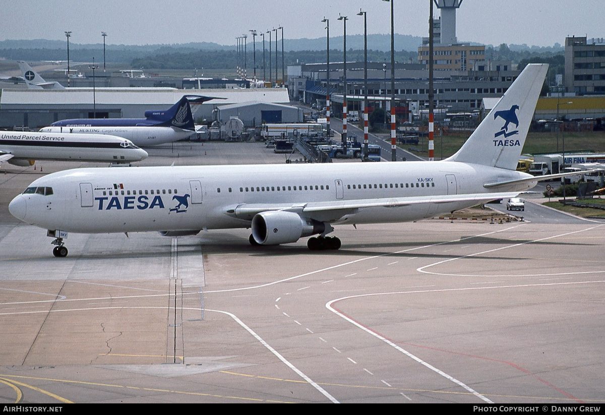 Aircraft Photo of XA-SKY | Boeing 767-3Y0/ER | TAESA - Transportes Aéreos Ejecutivos | AirHistory.net #160455
