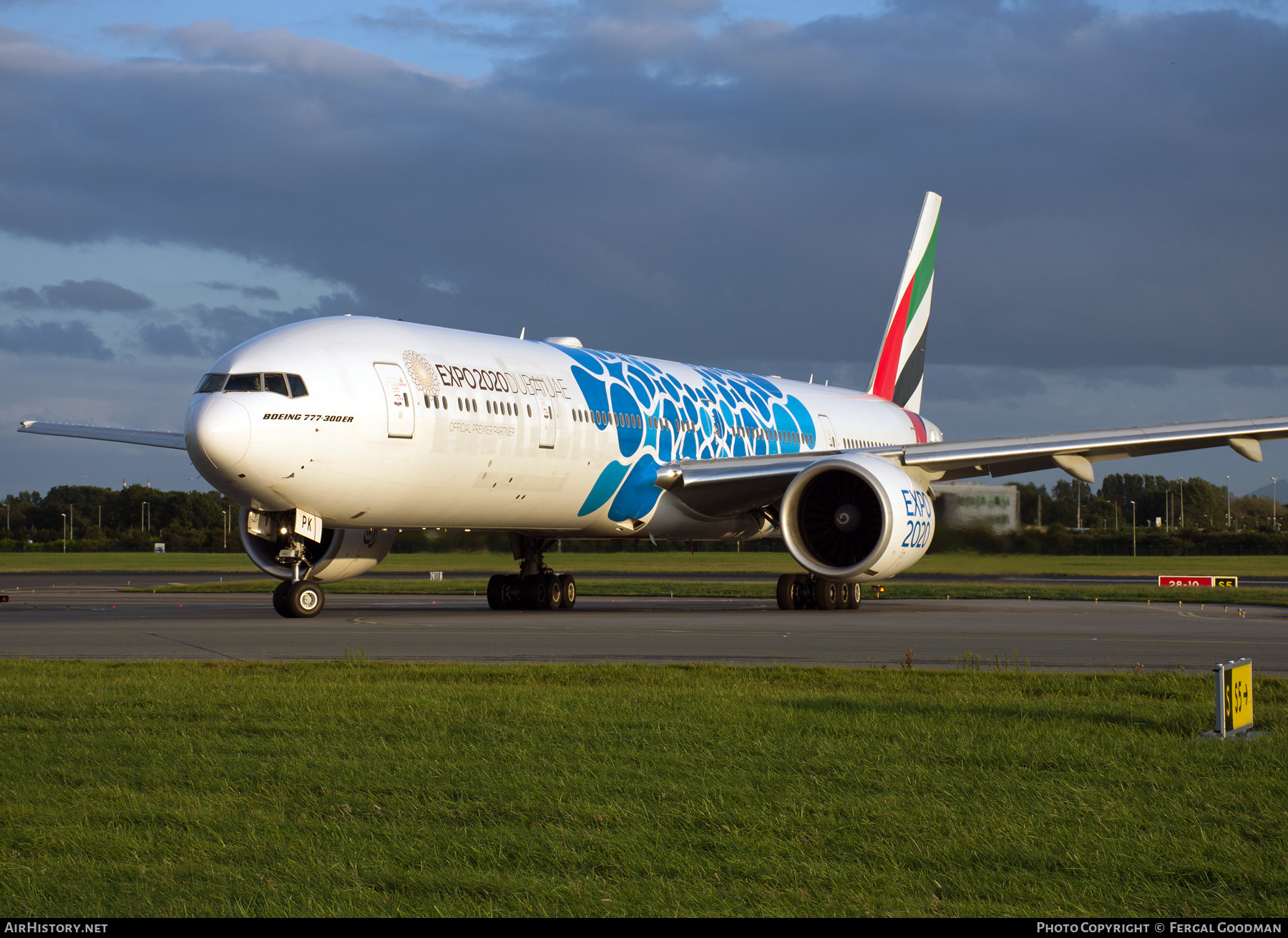 Aircraft Photo of A6-EPK | Boeing 777-31H/ER | Emirates | AirHistory.net #160523