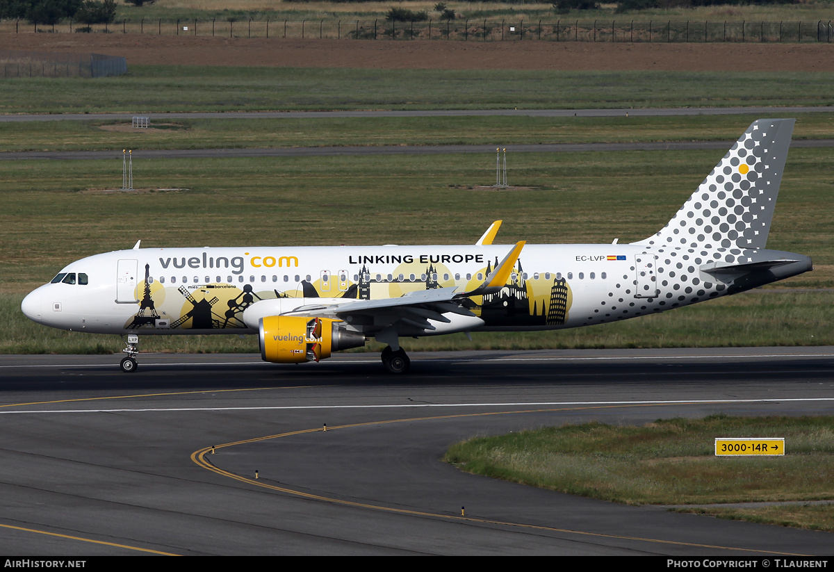 Aircraft Photo of EC-LVP | Airbus A320-214 | Vueling Airlines | AirHistory.net #160532