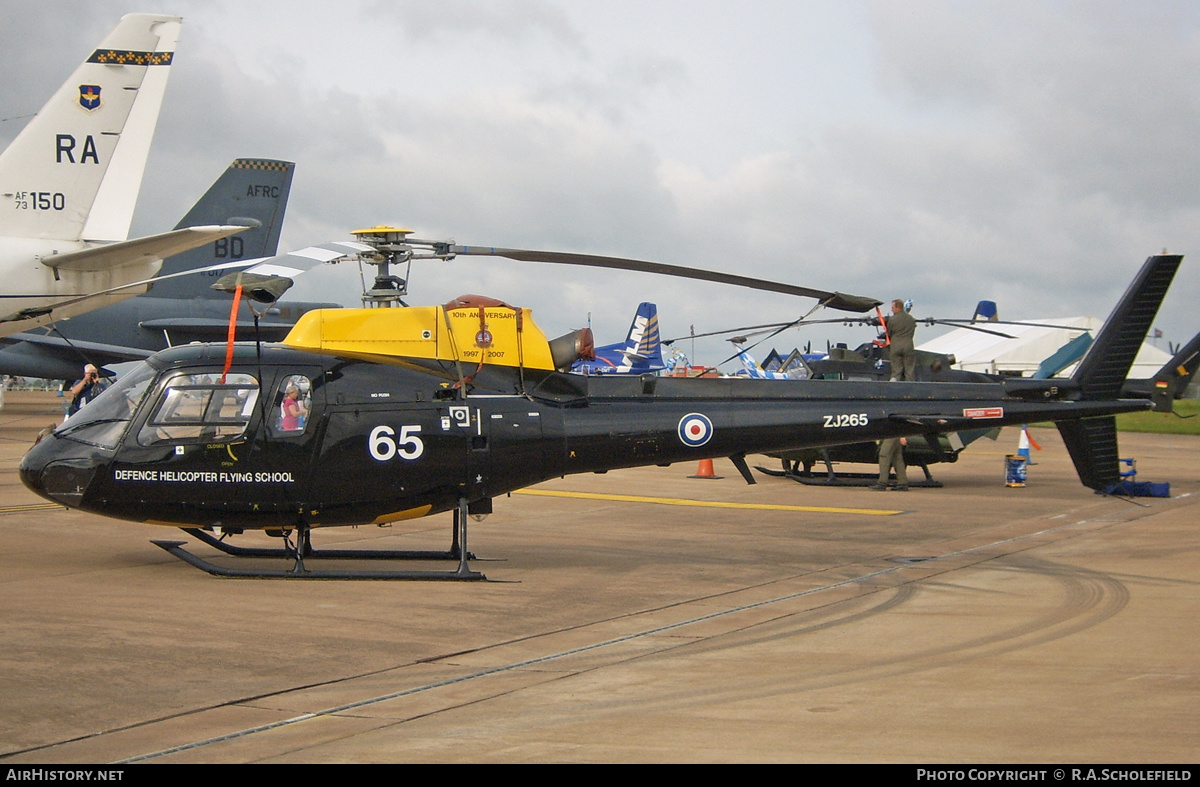 Aircraft Photo of ZJ265 | Eurocopter AS-350BB Squirrel HT1 | UK - Air Force | AirHistory.net #160632