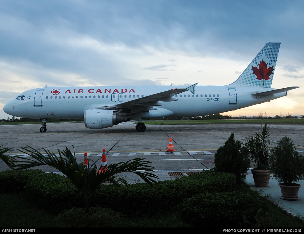 Aircraft Photo of C-FKCK | Airbus A320-211 | Air Canada | AirHistory.net #160659