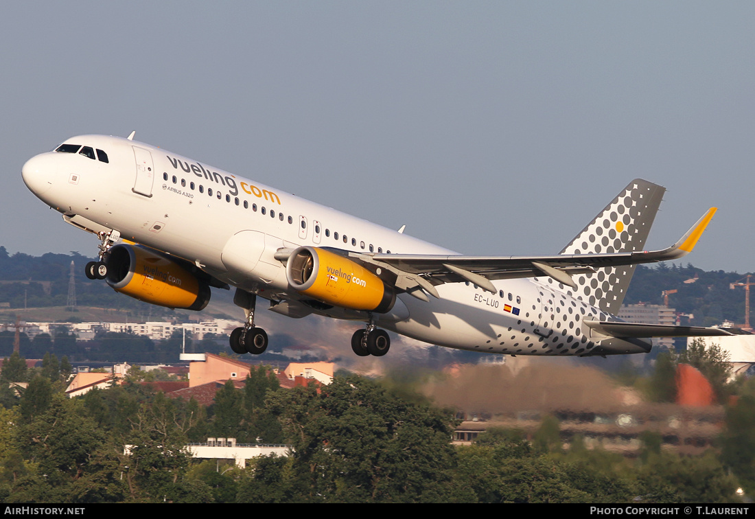 Aircraft Photo of EC-LUO | Airbus A320-232 | Vueling Airlines | AirHistory.net #160728