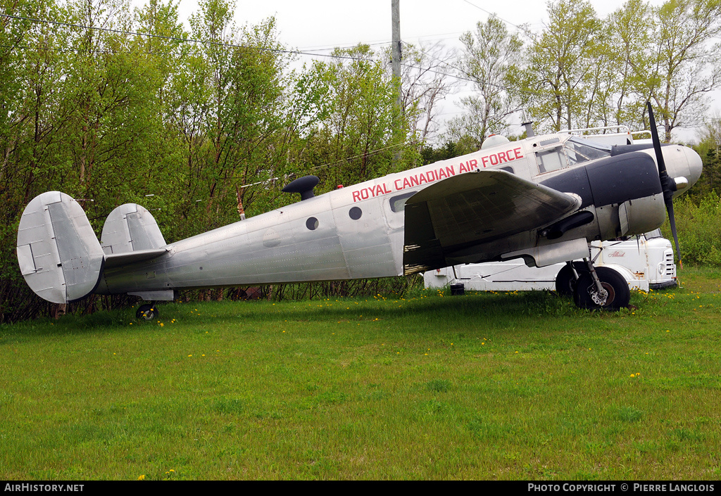 Aircraft Photo of CF-VPK | Beech D18S | AirHistory.net #160748